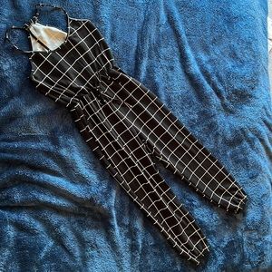 Halter top black and white romper with keyhole cut out in back size S